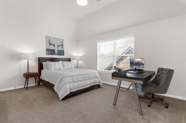 Building Photo - 853 Field Crossing