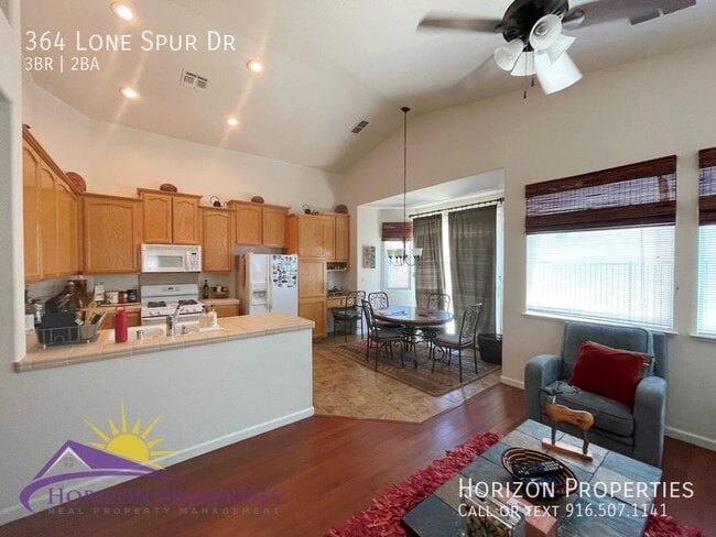 Building Photo - 364 Lone Spur Dr