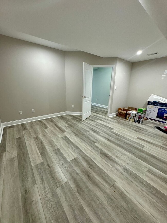 Building Photo - Welcome to Village of Bayberry North & Awa...