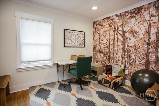 Building Photo - 284 The
