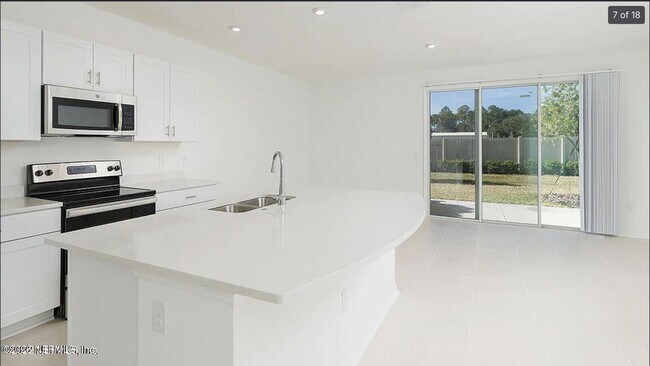 Building Photo - 362 Annies Pl