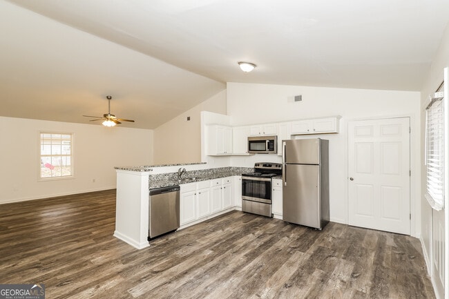 Building Photo - 138 Pope Ln