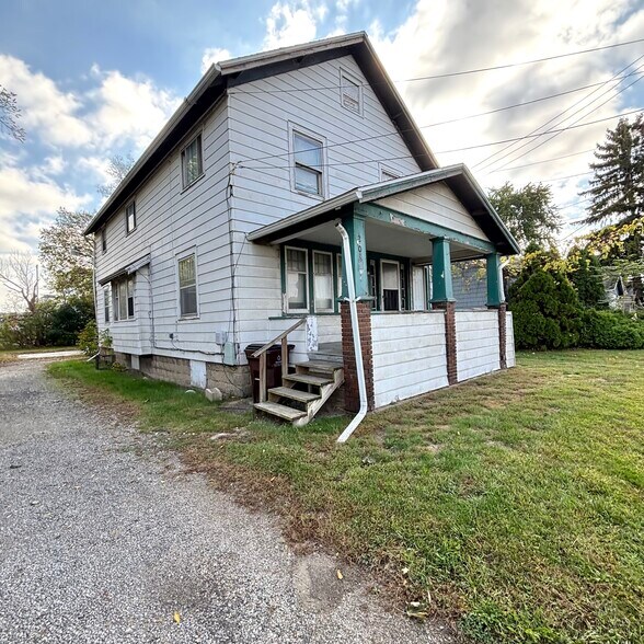 Primary Photo - 215 Westmoreland Ave
