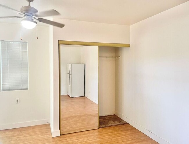 Building Photo - 362 Ralcam Pl