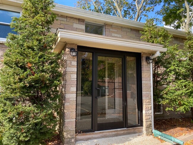 Main Entrance - 197 W Wyoming Ave