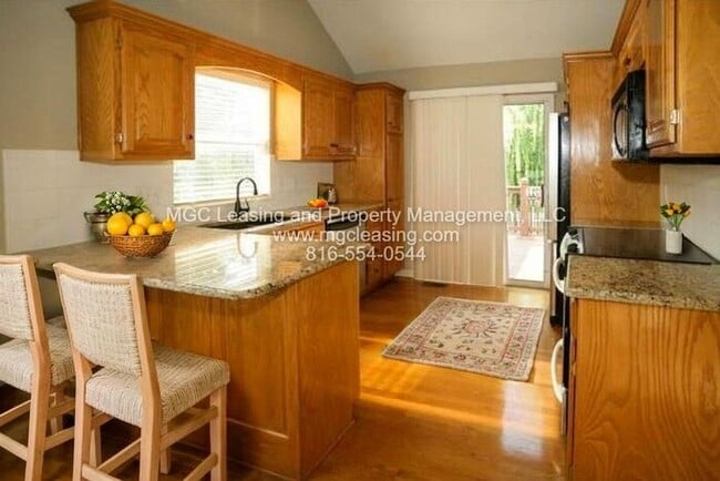 Building Photo - Single-Family Home in Oak Ridge Meadows in Lee's Summit!