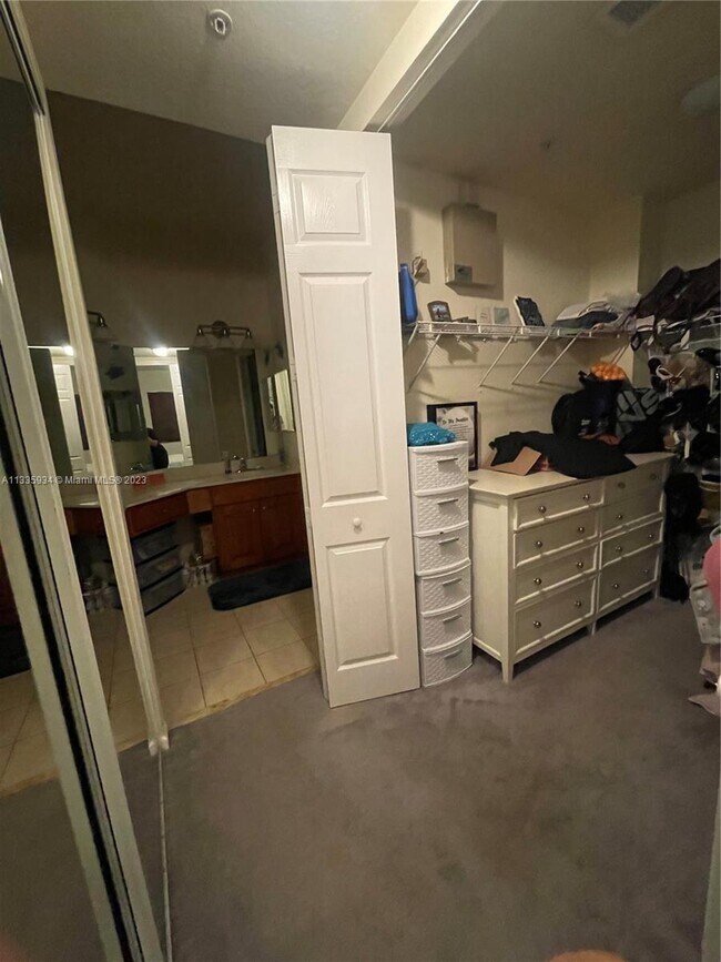 Building Photo - 3600 Oaks Clubhouse Dr