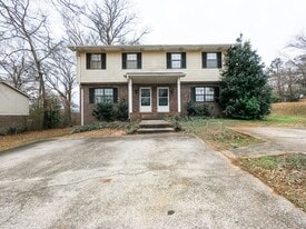 Building Photo - 31 Saint Mark Rd