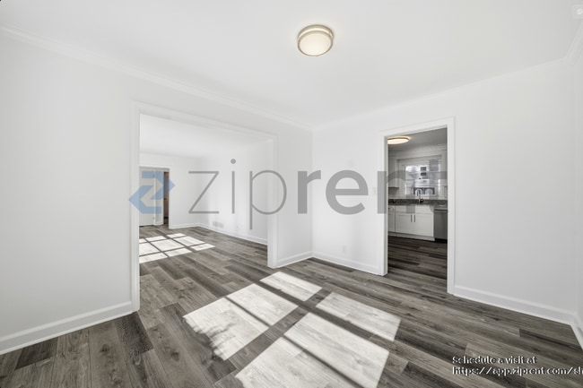 Building Photo - 2968 Sylvan Ramble Rd NE