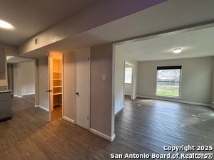 Building Photo - 3550 Red Oak Ln