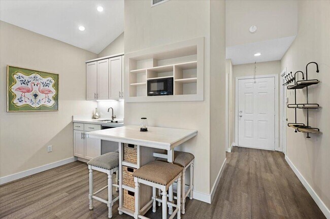 Building Photo - 11863 Wimbledon Cir
