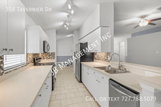 Building Photo - 358 Tavernier Dr