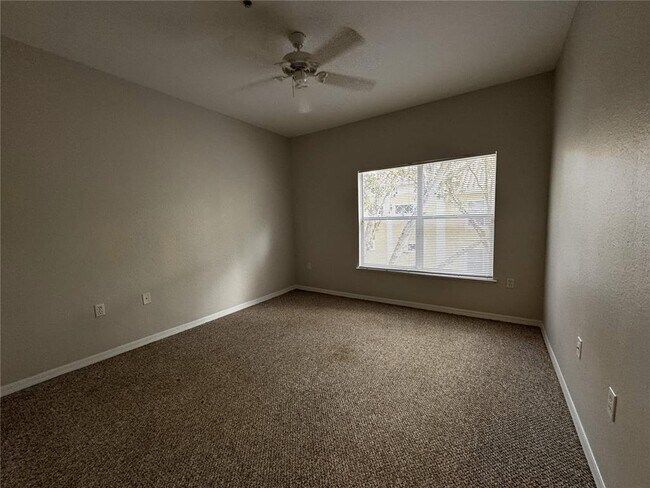 Building Photo - 2837 Shadow View Cir