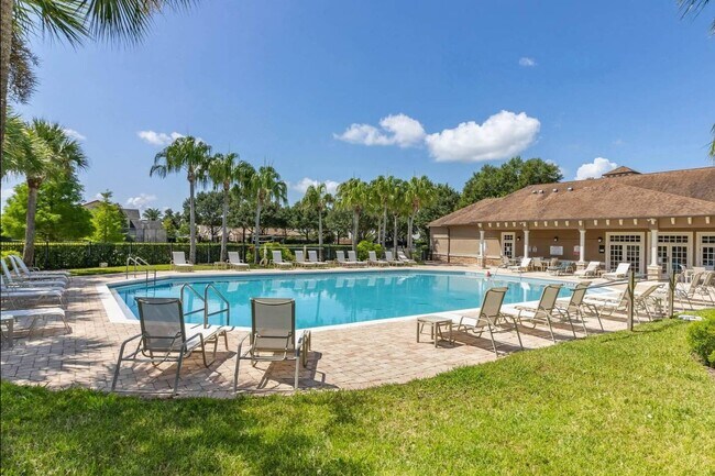 Building Photo - 2310 Lancashire St