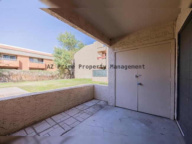 Building Photo - 3131 W Cochise Dr