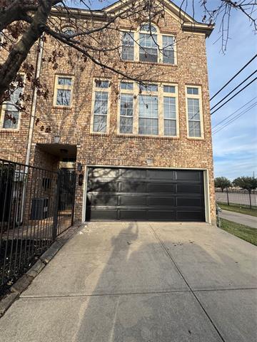 Building Photo - 420 N Hill Ave