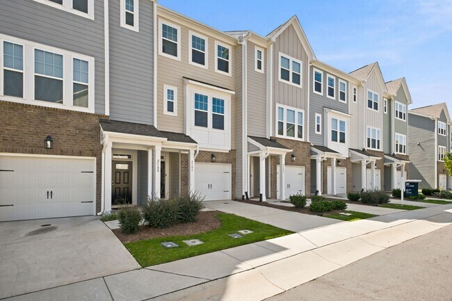 Building Photo - 2106 Enrichment Wy