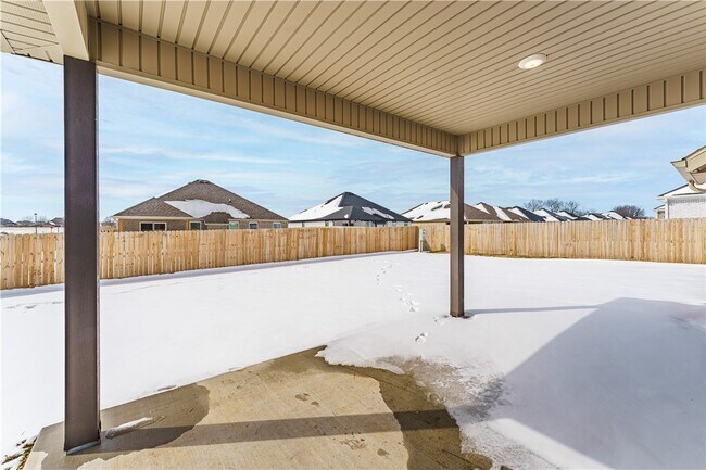 Building Photo - 317 S Nightfall Ave