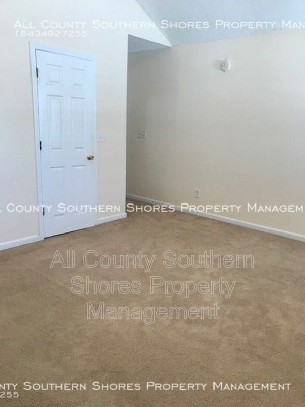 Building Photo - 5103 Capulet Cir