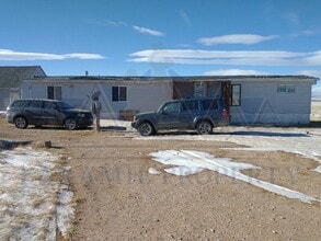 Building Photo - 105 E Jackalope Ct