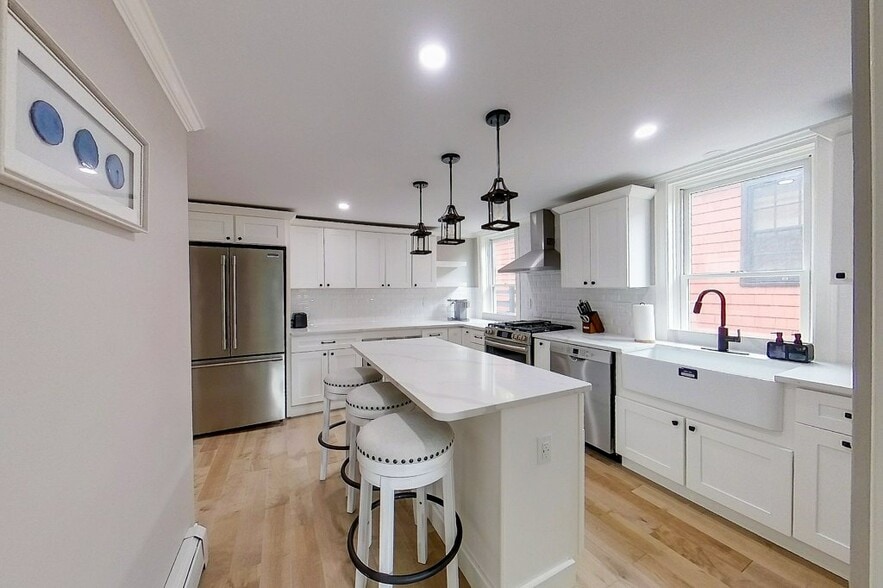 Building Photo - 30 Prospect Hill St