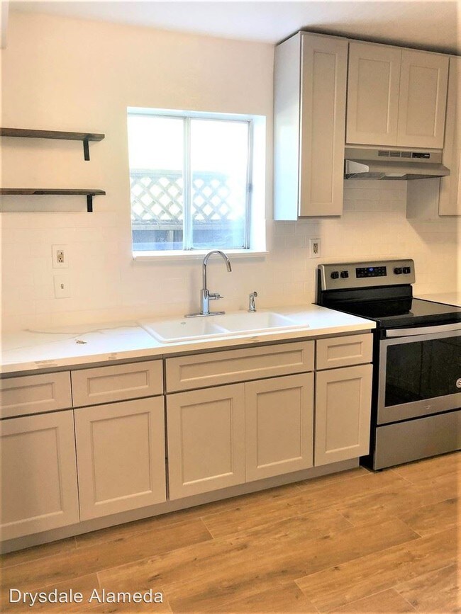 Building Photo - 2 br, 2 bath House - 1083 Park Ave