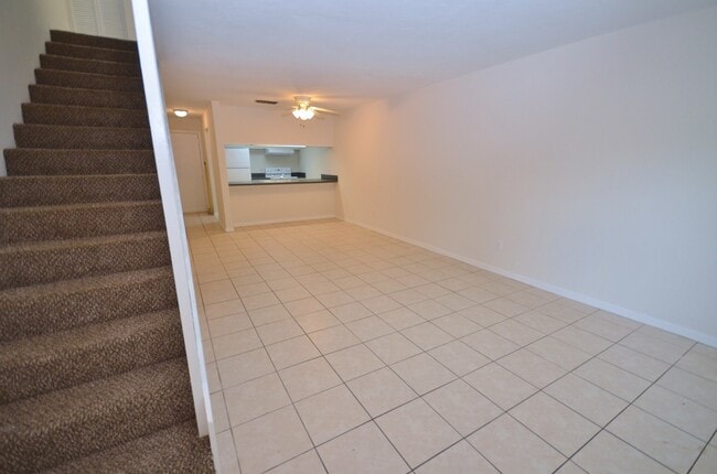 Building Photo - 4037 SW 21st Rd