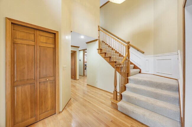 Building Photo - NO SHOWINGS AT THIS TIME. ALREADY HAVE APPLICATION ON HOME! Welcome to your new home, located in ...