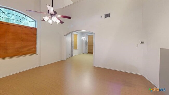 Building Photo - 6705 Rosita Oak Dr