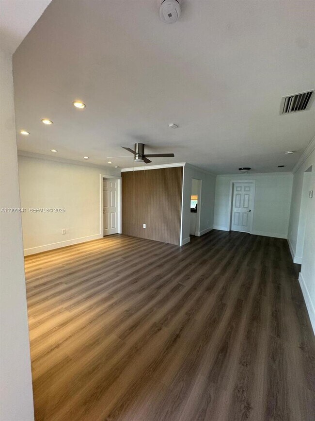 Building Photo - 8670 NW 28th Pl