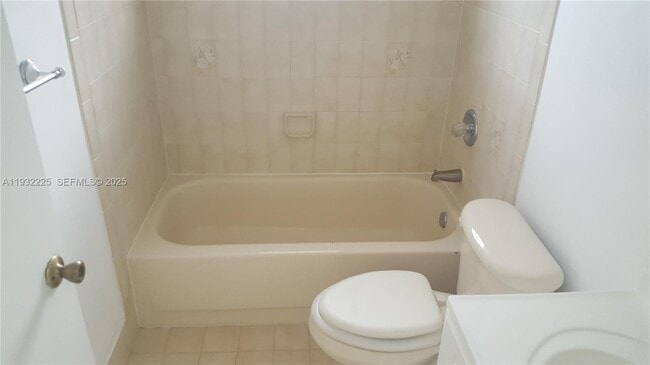 Building Photo - 11860 SW 92nd Ln