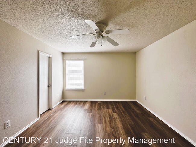 Building Photo - 3 br, 2 bath House - 1529 Bluewater Drive