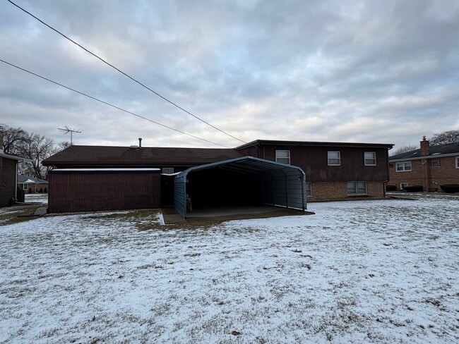 Building Photo - 4937 W 85th Pl