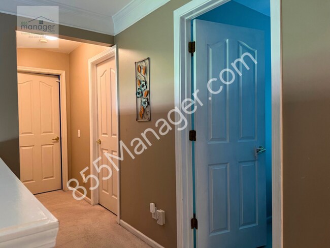 Building Photo - Spacious 4BR Home in Lake Orion Schools – ...