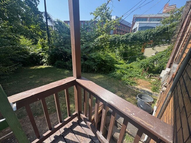 Building Photo - 5106 Baum Blvd