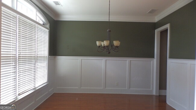 Building Photo - 4071 Copper Creek Way NE