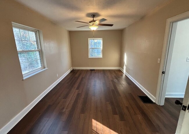 Building Photo - 214 O Bannon Ave