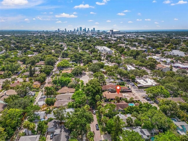 Building Photo - 2830 2nd Ave N