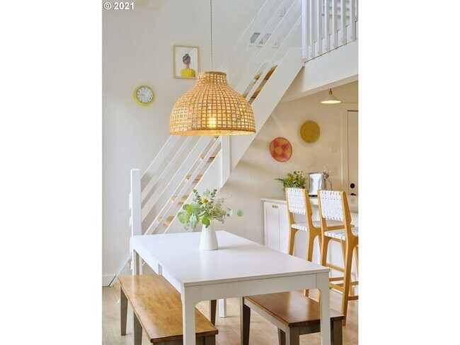 Building Photo - 1641 NW 31st Ave