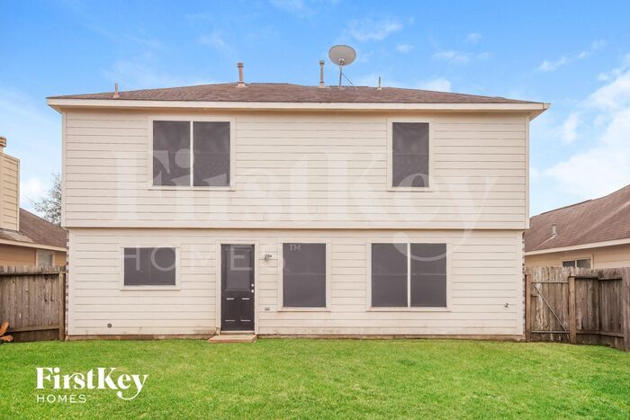 Building Photo - 7223 Foxcrest Ln