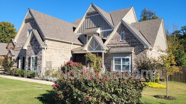 Building Photo - 130 Creekmound Dr