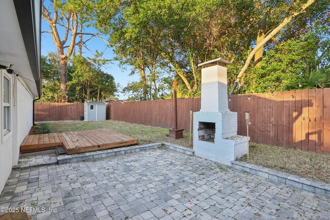 Building Photo - 409 Sailfish Dr E