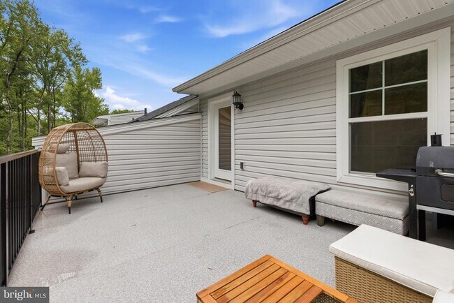 Building Photo - 6815 Winterhill Ln