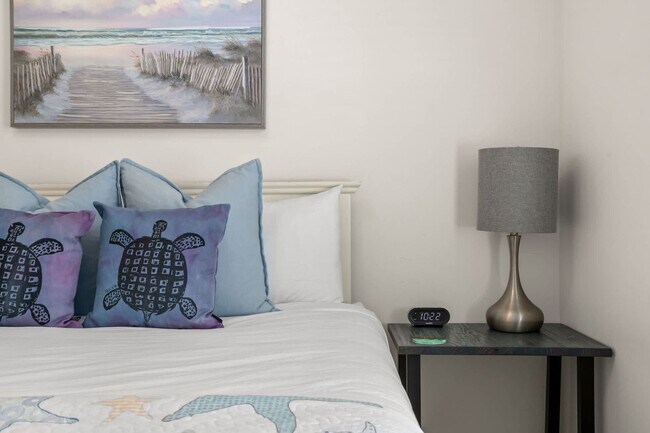 Building Photo - 95 Cobia St