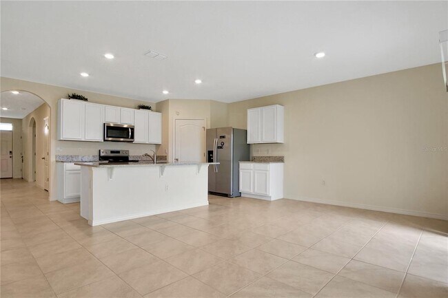 Building Photo - 538 Noble Ave