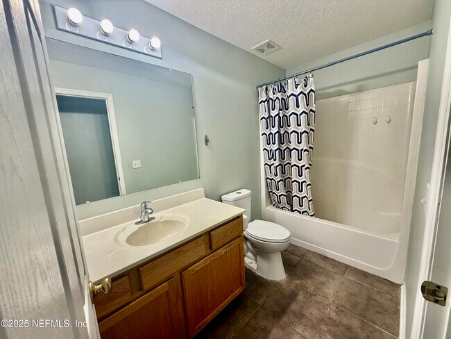 Building Photo - 76466 Longleaf Loop