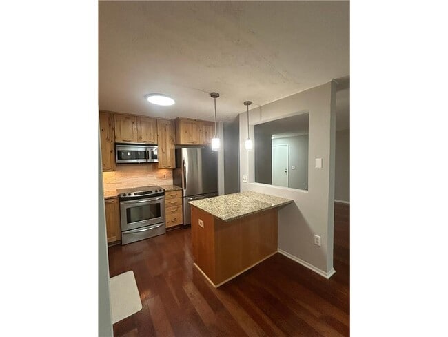 Building Photo - 15105 Lesley Ln