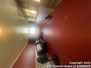 Building Photo - 3058 Westview Dr
