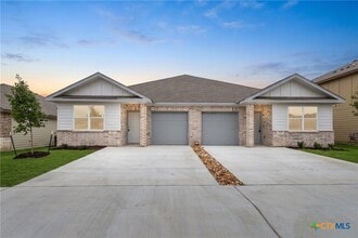 Building Photo - 227 Grn Valley Dr