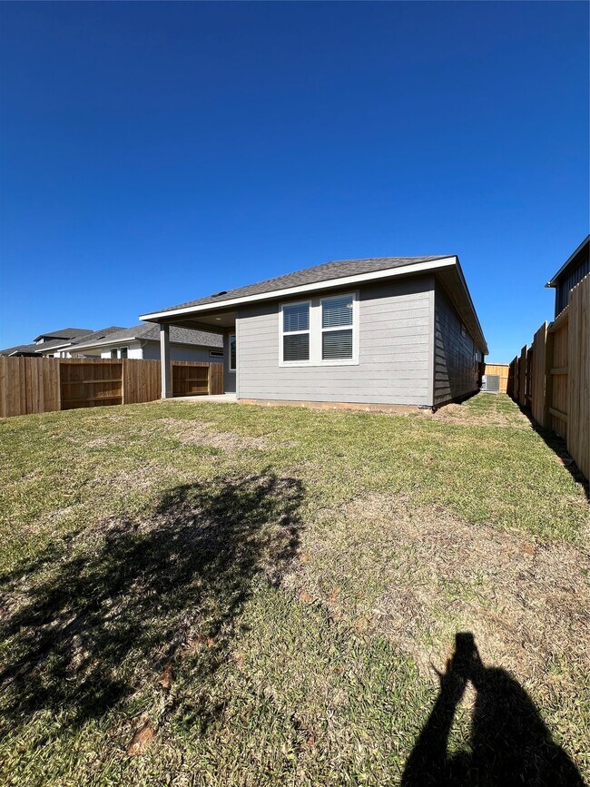 Building Photo - 1709 Cayden Oak Ln